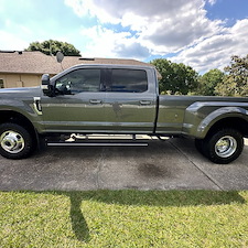 Does-Your-Truck-Still-Turn-Heads-or-Just-Haul-Dust-Ford-F-350-Detailed-in-Orlando-FL 3